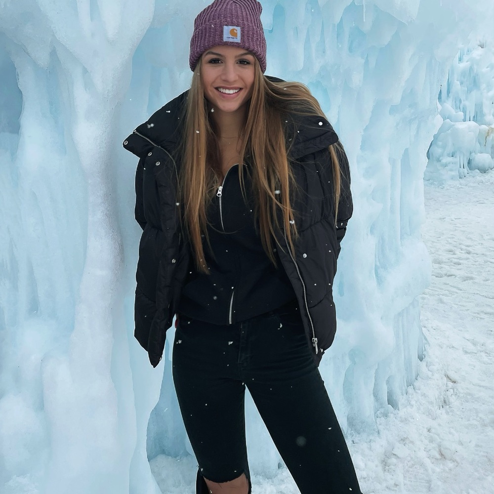 Meet your Posher, Madison